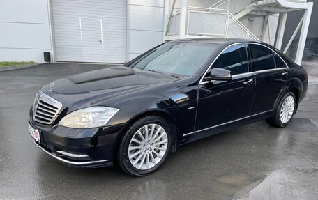 Mercedes-Benz S-Класс, 2011 год, 1 550 000 рублей, 2 фотография