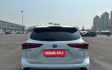 Toyota Highlander, 2022 год, 3 347 333 рублей, 3 фотография