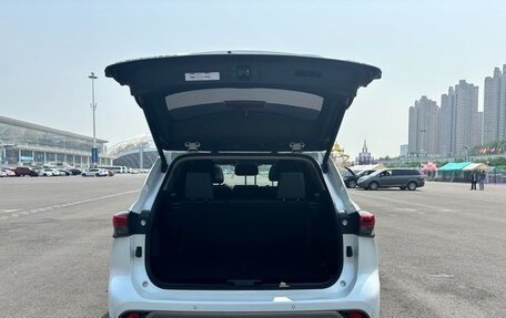 Toyota Highlander, 2022 год, 3 347 333 рублей, 16 фотография