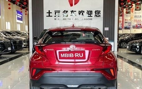 Toyota C-HR I рестайлинг, 2022 год, 1 811 333 рублей, 3 фотография