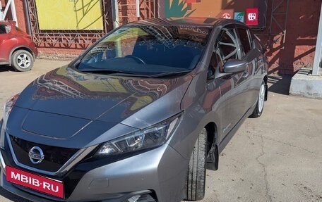 Nissan Leaf II, 2018 год, 1 350 000 рублей, 1 фотография