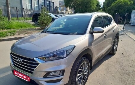 Hyundai Tucson III, 2019 год, 2 050 000 рублей, 2 фотография