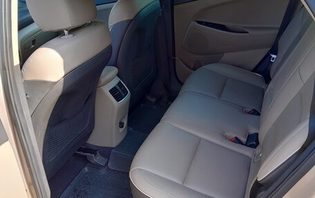 Hyundai Tucson III, 2019 год, 2 050 000 рублей, 7 фотография