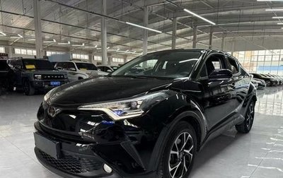 Toyota C-HR I рестайлинг, 2021 год, 2 100 000 рублей, 1 фотография