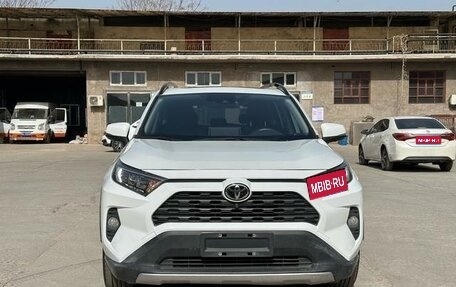 Toyota RAV4, 2021 год, 2 400 443 рублей, 1 фотография