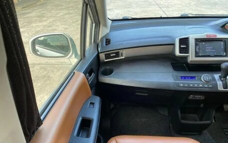 Honda Freed I, 2016 год, 810 000 рублей, 37 фотография