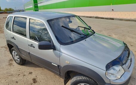 Chevrolet Niva I рестайлинг, 2014 год, 460 000 рублей, 18 фотография