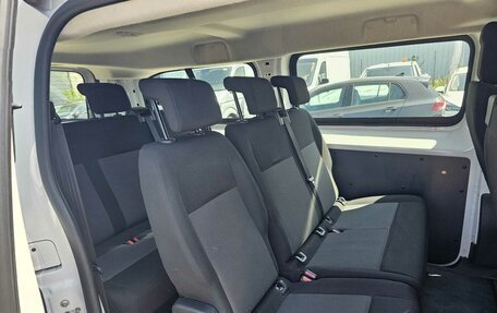 Opel Vivaro, 2022 год, 1 999 000 рублей, 3 фотография