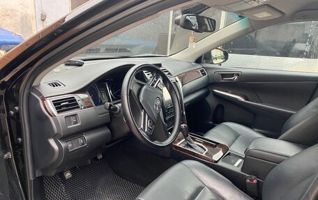 Toyota Camry, 2016 год, 2 100 000 рублей, 4 фотография