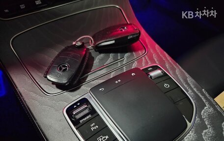 Mercedes-Benz E-Класс, 2022 год, 3 800 000 рублей, 15 фотография