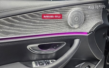 Mercedes-Benz E-Класс, 2022 год, 3 800 000 рублей, 8 фотография