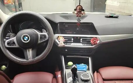BMW 3 серия, 2022 год, 3 060 000 рублей, 10 фотография