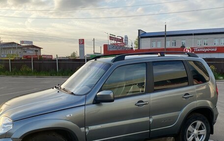 Chevrolet Niva I рестайлинг, 2013 год, 419 000 рублей, 2 фотография