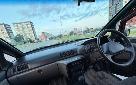 Nissan Prairie III, 1992 год, 150 000 рублей, 21 фотография