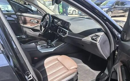 BMW 3 серия, 2022 год, 3 270 000 рублей, 18 фотография