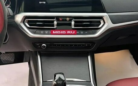 BMW 3 серия, 2021 год, 3 050 000 рублей, 15 фотография