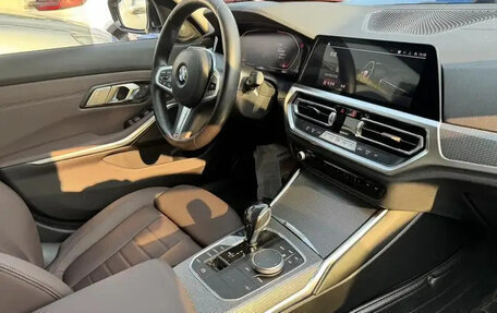 BMW 3 серия, 2021 год, 3 070 000 рублей, 10 фотография