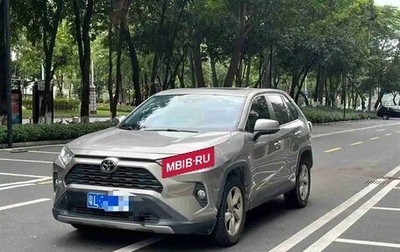 Toyota RAV4, 2020 год, 1 950 000 рублей, 1 фотография