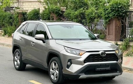 Toyota RAV4, 2021 год, 2 460 443 рублей, 4 фотография