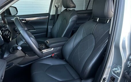 Toyota Highlander, 2020 год, 5 750 000 рублей, 10 фотография
