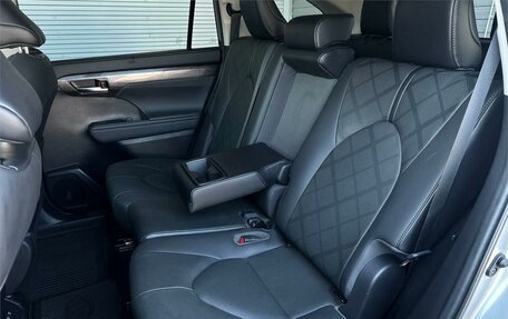 Toyota Highlander, 2020 год, 5 750 000 рублей, 11 фотография