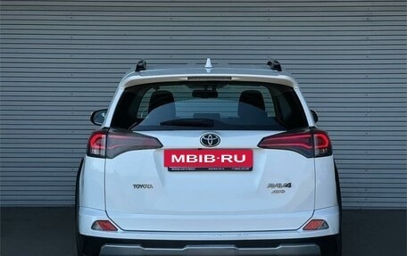 Toyota RAV4, 2018 год, 2 149 000 рублей, 6 фотография