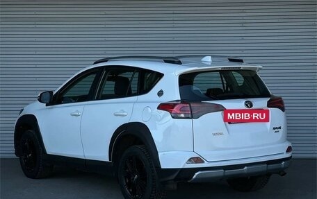 Toyota RAV4, 2018 год, 2 149 000 рублей, 7 фотография