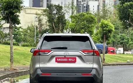 Toyota RAV4, 2020 год, 1 950 000 рублей, 8 фотография