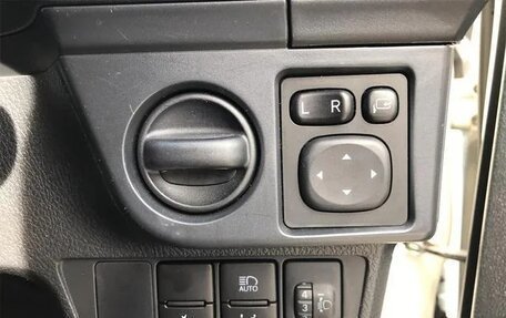 Toyota Corolla, 2018 год, 885 000 рублей, 14 фотография