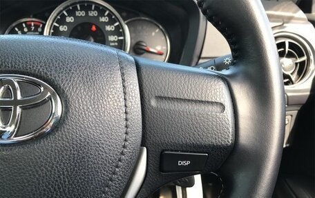 Toyota Corolla, 2018 год, 885 000 рублей, 12 фотография
