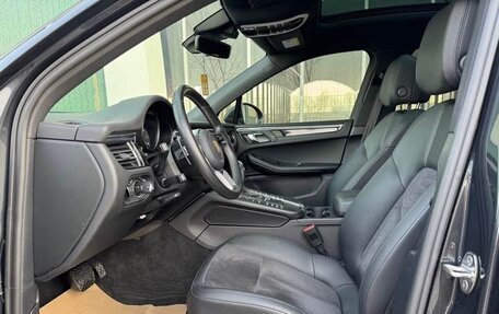Porsche Macan I рестайлинг, 2021 год, 4 180 000 рублей, 10 фотография