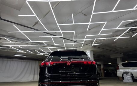 Volkswagen Tiguan, 2024 год, 4 400 000 рублей, 10 фотография