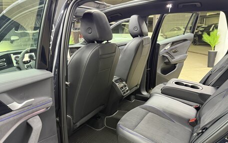 Volkswagen Tiguan, 2024 год, 4 400 000 рублей, 24 фотография