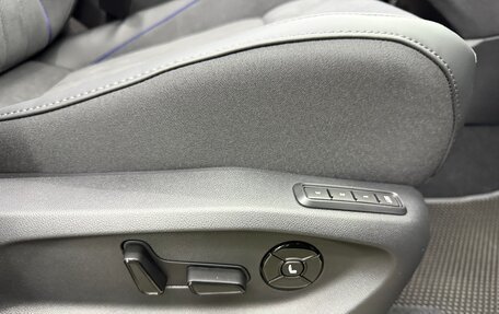 Volkswagen Tiguan, 2024 год, 4 400 000 рублей, 37 фотография