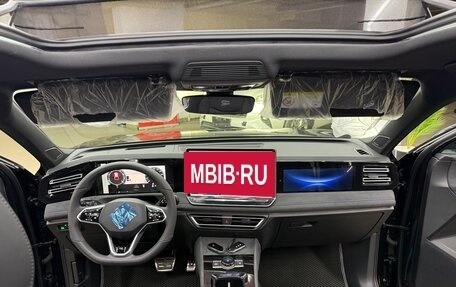 Volkswagen Tiguan, 2024 год, 4 400 000 рублей, 25 фотография