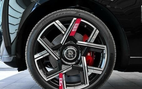 Rolls-Royce Cullinan, 2024 год, 78 900 000 рублей, 10 фотография