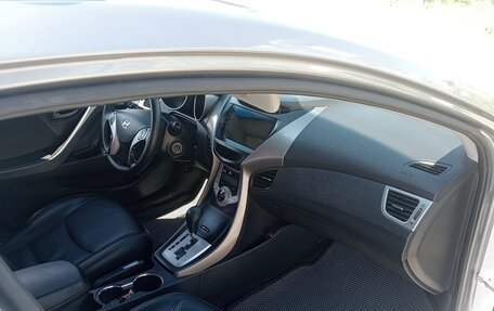 Hyundai Avante, 2012 год, 799 000 рублей, 17 фотография