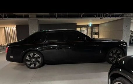 Rolls-Royce Phantom VIII, 2021 год, 33 100 000 рублей, 1 фотография