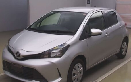 Toyota Vitz, 2018 год, 890 000 рублей, 1 фотография