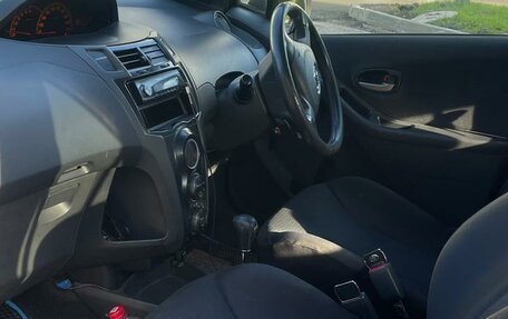Toyota Vitz, 2008 год, 700 000 рублей, 9 фотография