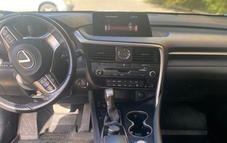 Lexus RX IV рестайлинг, 2018 год, 5 200 000 рублей, 13 фотография