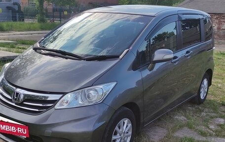 Honda Freed I, 2012 год, 1 240 000 рублей, 2 фотография