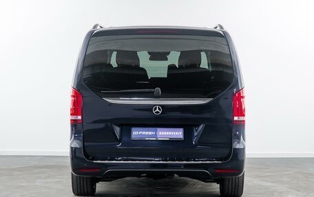 Mercedes-Benz V-Класс, 2019 год, 6 990 000 рублей, 4 фотография