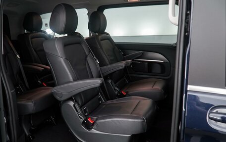 Mercedes-Benz V-Класс, 2019 год, 6 990 000 рублей, 7 фотография
