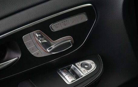 Mercedes-Benz V-Класс, 2019 год, 6 990 000 рублей, 18 фотография