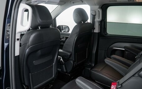 Mercedes-Benz V-Класс, 2019 год, 6 990 000 рублей, 13 фотография
