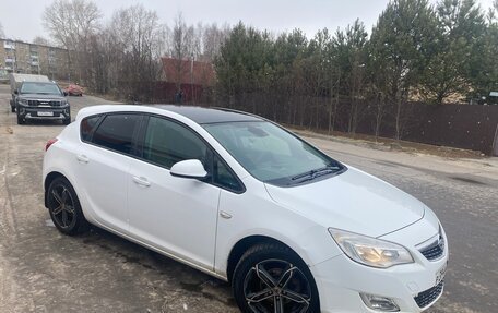 Opel Astra J, 2012 год, 800 000 рублей, 4 фотография