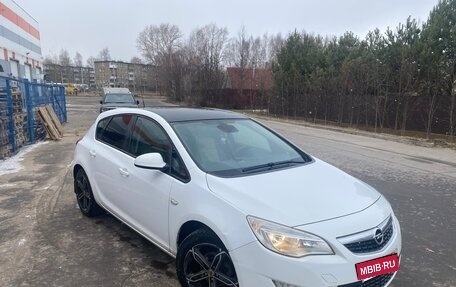 Opel Astra J, 2012 год, 800 000 рублей, 6 фотография