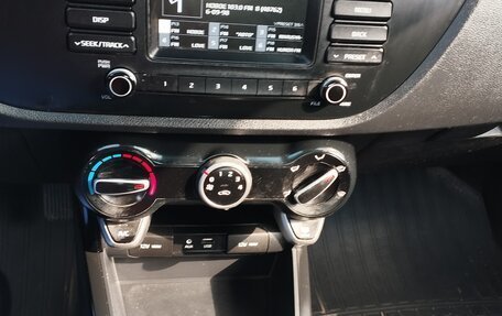 KIA Rio IV, 2019 год, 1 200 000 рублей, 4 фотография