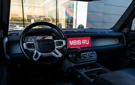Land Rover Defender II, 2021 год, 5 099 000 рублей, 12 фотография
